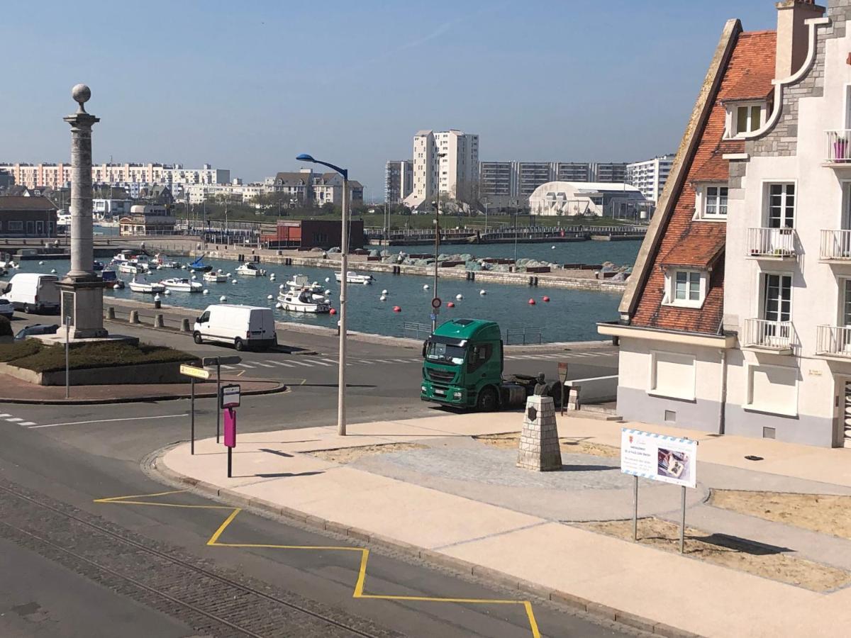 Chambres Privees Calais Ferry-Port-Place D'Armes المظهر الخارجي الصورة